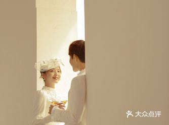 爱在黄昏日落时敲温柔的民国时期婚纱照