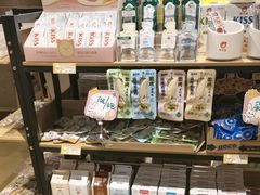 -藏猫猫咖啡主题馆(中央大道店)