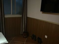 -天然沐足·推背采耳·敷姜艾灸(龙眼美食街店)