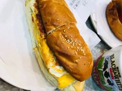 招牌咸牛肉芝士猪仔包-华嫂冰室(尖沙咀店)