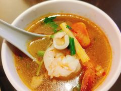 -大头虾越式风味餐厅(光明广场店)