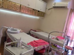 -成都苗方清颜专业祛痘