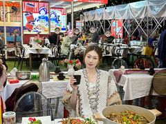 -刘姐啤酒鱼民族演艺餐厅(西街总店)