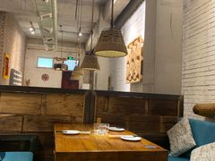-苹果树下艺术餐厅(宋庄店)