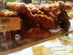 焦糖牛角酥-PAPER STONE BAKERY(天汇广场店)