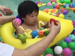 -小小王国亲子游泳俱乐部(锦辉中心)