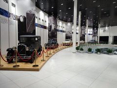 -杭州中沃沃尔沃4S店(滨江区店)