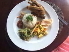 Ibu&nbsp;Oka&nbsp;Babi&nbsp;Guling-Warung Babi Guling Ibu Oka 3