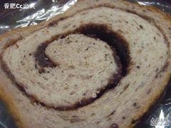 紫米红豆吐司-早安巴黎(四季坊店)