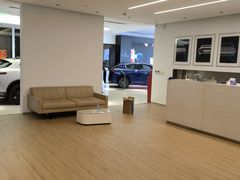 -上海保利玛莎拉蒂和阿尔法罗密欧(华翔路店)