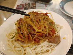-汗腾格里·风味餐厅(新疆驻京办店)