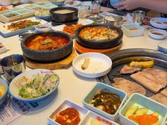 -韩香福烤肉庄园(荣成店)