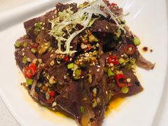 川味凉拌牛腱-百年果林椰子鸡(中洲店)