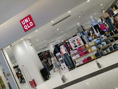 -优衣库(上海金桥国际商业广场店)