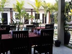 -植物园哈利亚餐厅