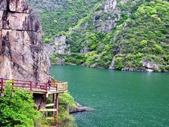 -汉中石门栈道景区