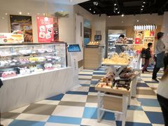 -85度C(生甜甜圈研究工坊·上海平凉店)