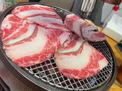-山焱·炭火自助烤肉(周浦万达店)