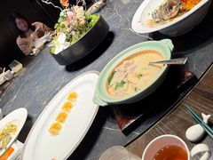 -虹潮荟·餐桌上的美食地理(太阳宫店)