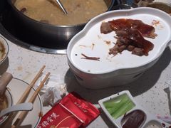 -三人行骨头王火锅(长寿店)