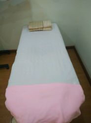 -苗方清颜专业祛痘养生