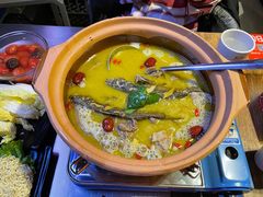 -龙巢盱眙龙虾·牛蛙·烧烤宵夜(八卦岭店)