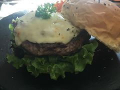 -HIGH FIVE哈福手工汉堡(桂林路店)