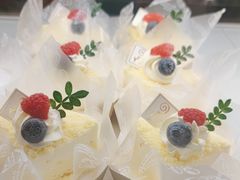-花花卷卷·鲜食蛋糕(泉屋店)