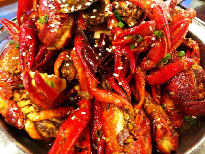 歇业关闭 亮亮虾庄 未央区未央路沿线小龙虾