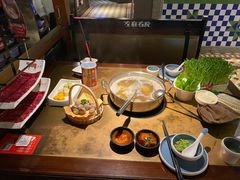 -左庭右院鲜牛肉火锅(新梅广场店)