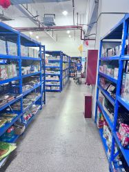 -逝水玩具折扣店