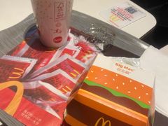 -麦当劳(欢乐谷店)