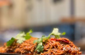 Stone Plate Beef and Enoki Mushrooms