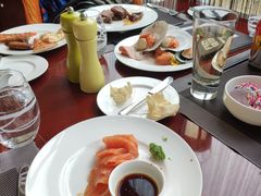 -东西风牛排馆周末烧烤自助(首都机场希尔顿店)