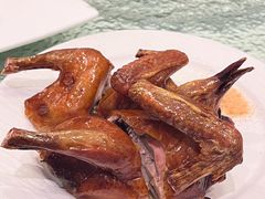 脆皮乳鸽-頂好酒家·经典粤菜(海信广场店)