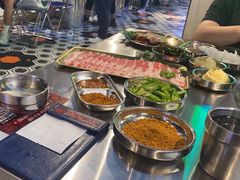 -哈哈碳都·牛肋条无限自助烤肉(宝龙店)