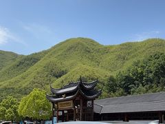 -安吉龙王山峡谷漂流
