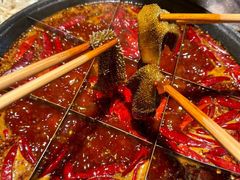-渝嘴小老弟老火锅(华新村店)