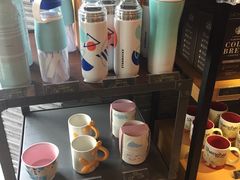 -星巴克(港汇1号办公楼店)