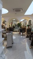 -吉艺心专业美发造型