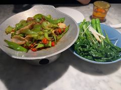 -雀蓝川菜(奥体广场店)