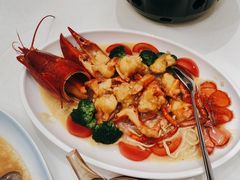 -沪华海鲜大酒楼(南汇店)