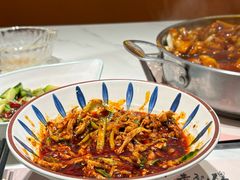 -黄记煌三汁焖锅(新佳丽江汉路店)