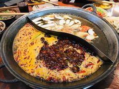 -四小区火锅·巷子里的重庆火锅(花照壁店)