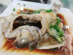 -渝君重庆火锅(嘉宾路店)