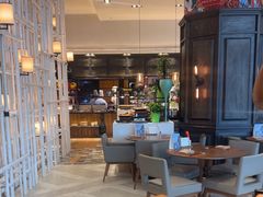 -松咖啡自助餐厅·松北香格里拉