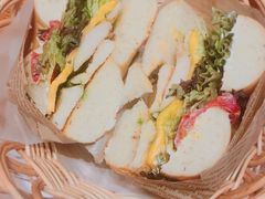 -麦田工坊(月湖店)