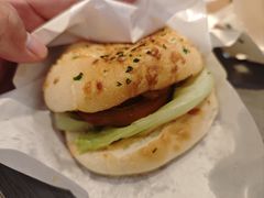 -必胜客(松雷店)