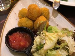 意式鸡肉芝士丸子-OGGI TRATTORIA PIZZERIA(深业上城店)