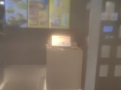 -麦当劳(台州路桥DT店)